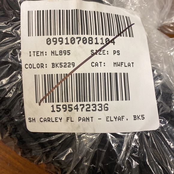 MadeWell The Petite Carley Wide-Leg Pant in Softdrape NL895 - Picture 7 of 7